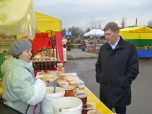 Более 20 товаропроизводителей представили свою продукцию на «Пасхальной ярмарке» в Нижнем Новгороде