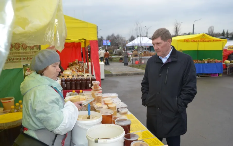 Более 20 товаропроизводителей представили свою продукцию на «Пасхальной ярмарке» в Нижнем Новгороде